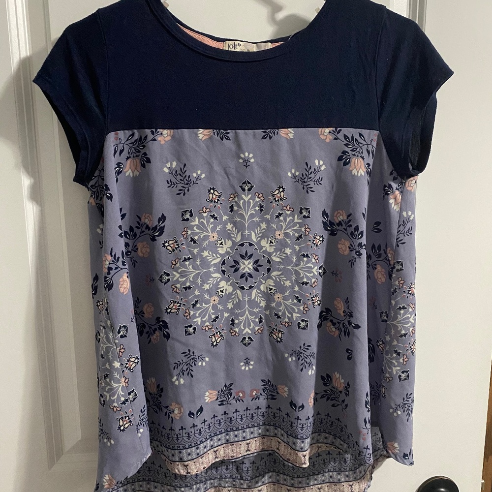 Jolt flowy top
